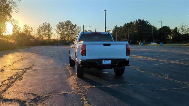 new 2024 Chevrolet Colorado car, priced at $31,990