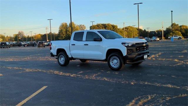 new 2024 Chevrolet Colorado car, priced at $31,990