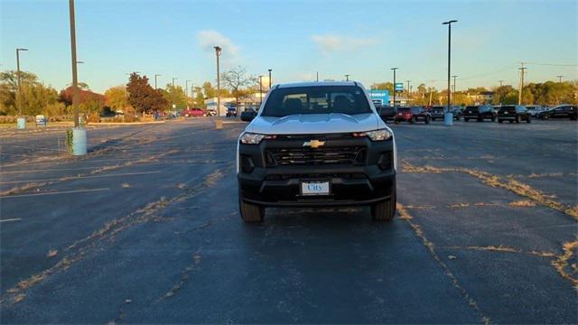 new 2024 Chevrolet Colorado car, priced at $31,990