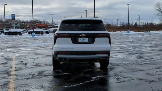 new 2025 Chevrolet Traverse car, priced at $43,719