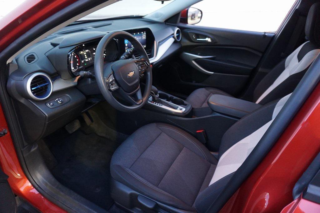 used 2024 Chevrolet Trax car, priced at $19,895