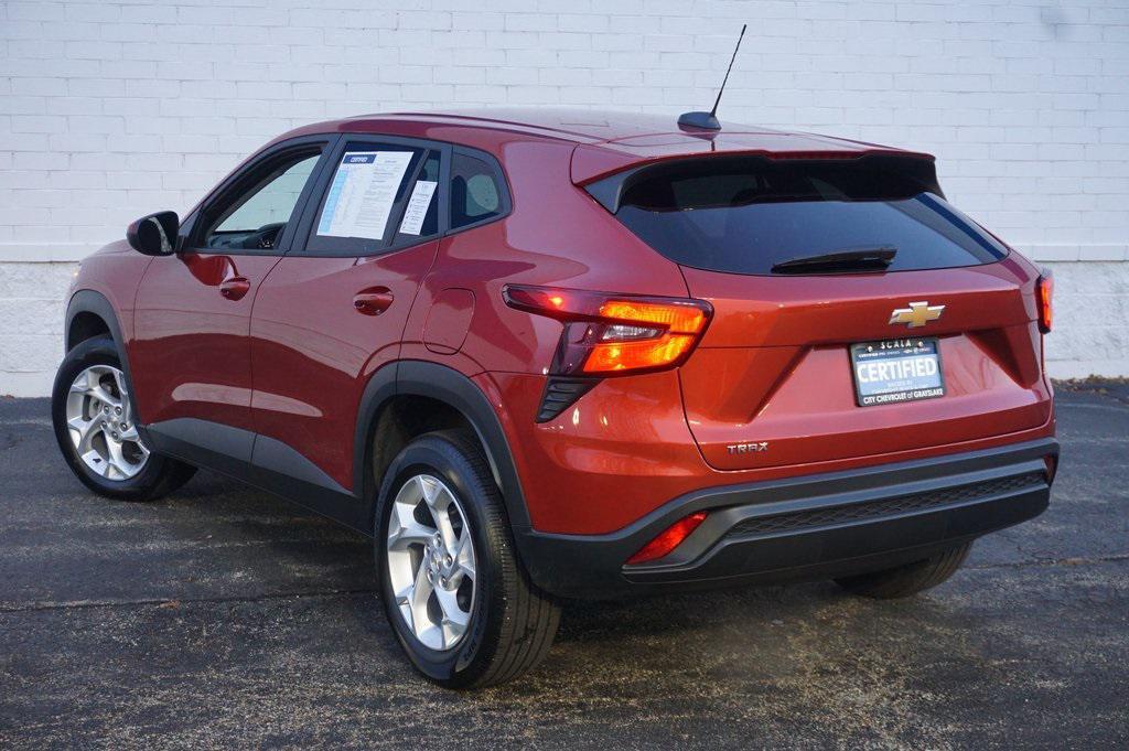 used 2024 Chevrolet Trax car, priced at $19,895