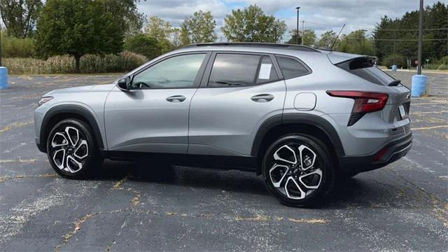 new 2025 Chevrolet Trax car, priced at $25,244