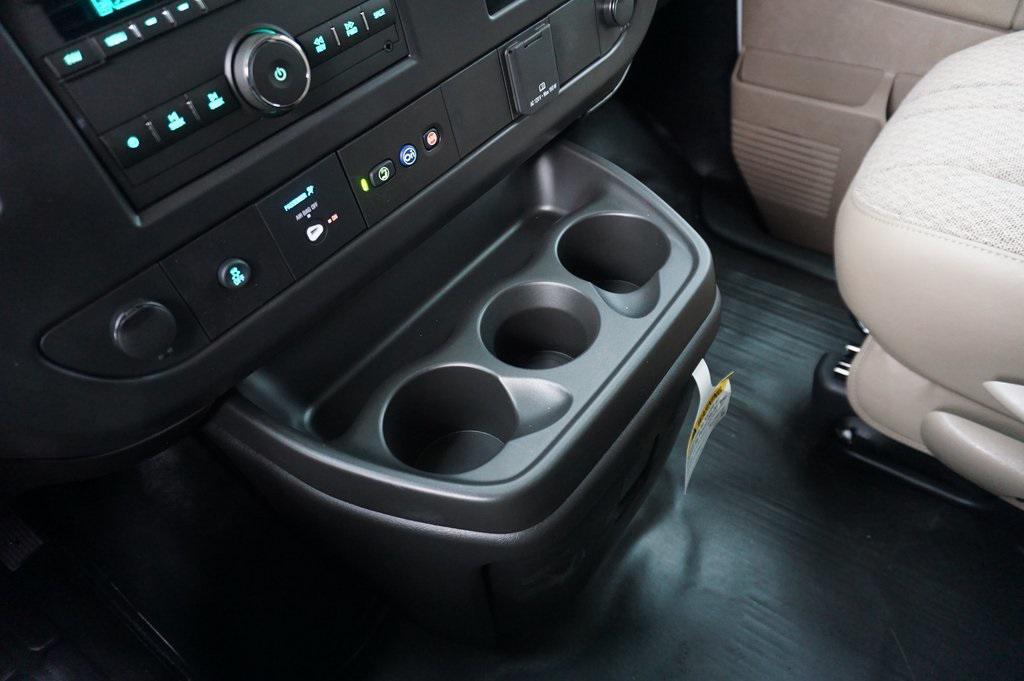 new 2025 Chevrolet Express 2500 car, priced at $44,368