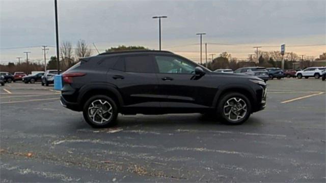 new 2025 Chevrolet Trax car, priced at $24,050