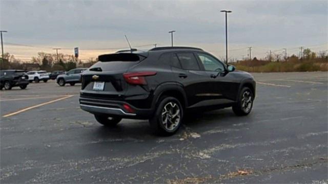 new 2025 Chevrolet Trax car, priced at $24,050