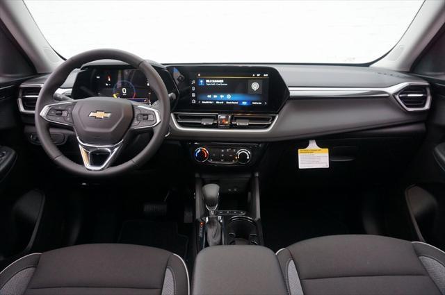 new 2025 Chevrolet TrailBlazer car, priced at $25,025