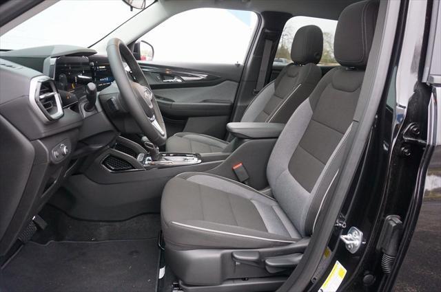 new 2025 Chevrolet TrailBlazer car, priced at $25,025