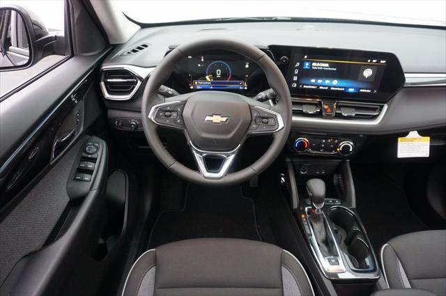 new 2025 Chevrolet TrailBlazer car, priced at $25,025