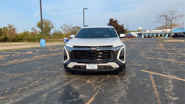 new 2025 Chevrolet Equinox car, priced at $37,497