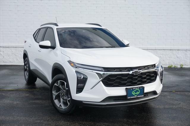 used 2025 Chevrolet Trax car, priced at $22,995