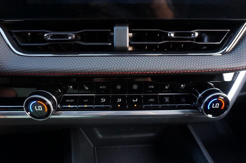 new 2026 Chevrolet Equinox car, priced at $37,290