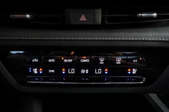 used 2023 Buick Envision car, priced at $30,980