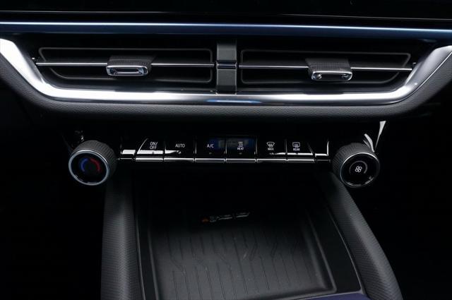new 2025 Chevrolet Equinox EV car, priced at $33,260