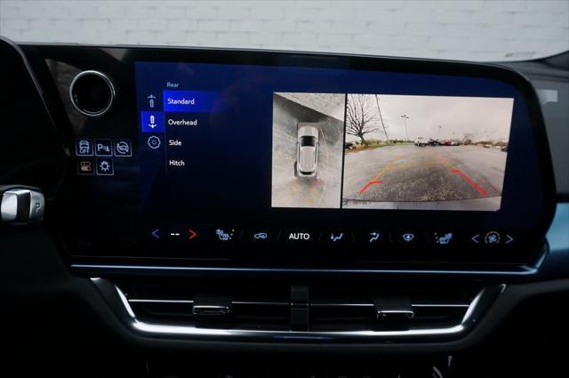 new 2025 Chevrolet Equinox EV car, priced at $33,260