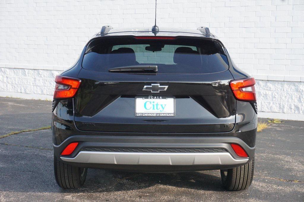 new 2025 Chevrolet Trax car, priced at $21,872