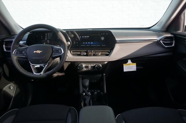 new 2025 Chevrolet TrailBlazer car, priced at $26,145