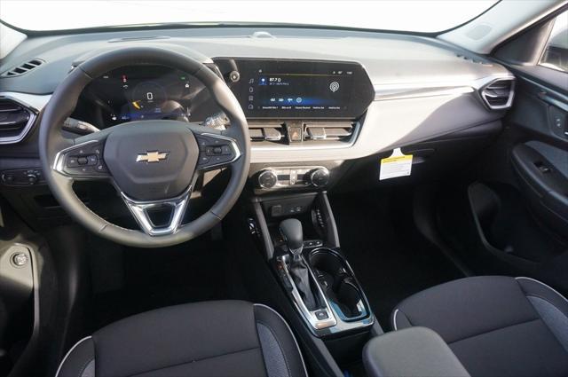 new 2025 Chevrolet TrailBlazer car, priced at $26,145
