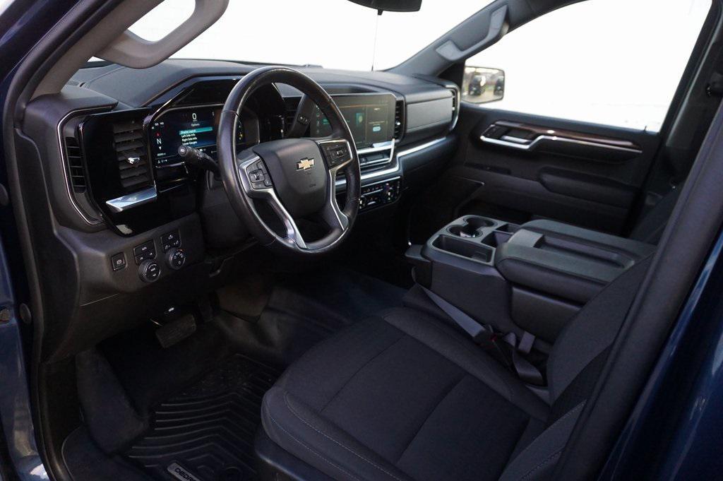 used 2022 Chevrolet Silverado 1500 car, priced at $33,995