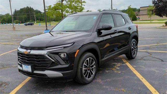 new 2025 Chevrolet TrailBlazer car, priced at $23,595