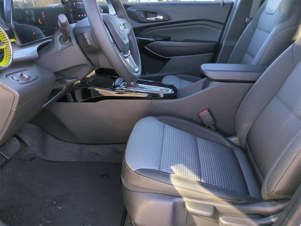 new 2025 Chevrolet Trax car, priced at $22,595