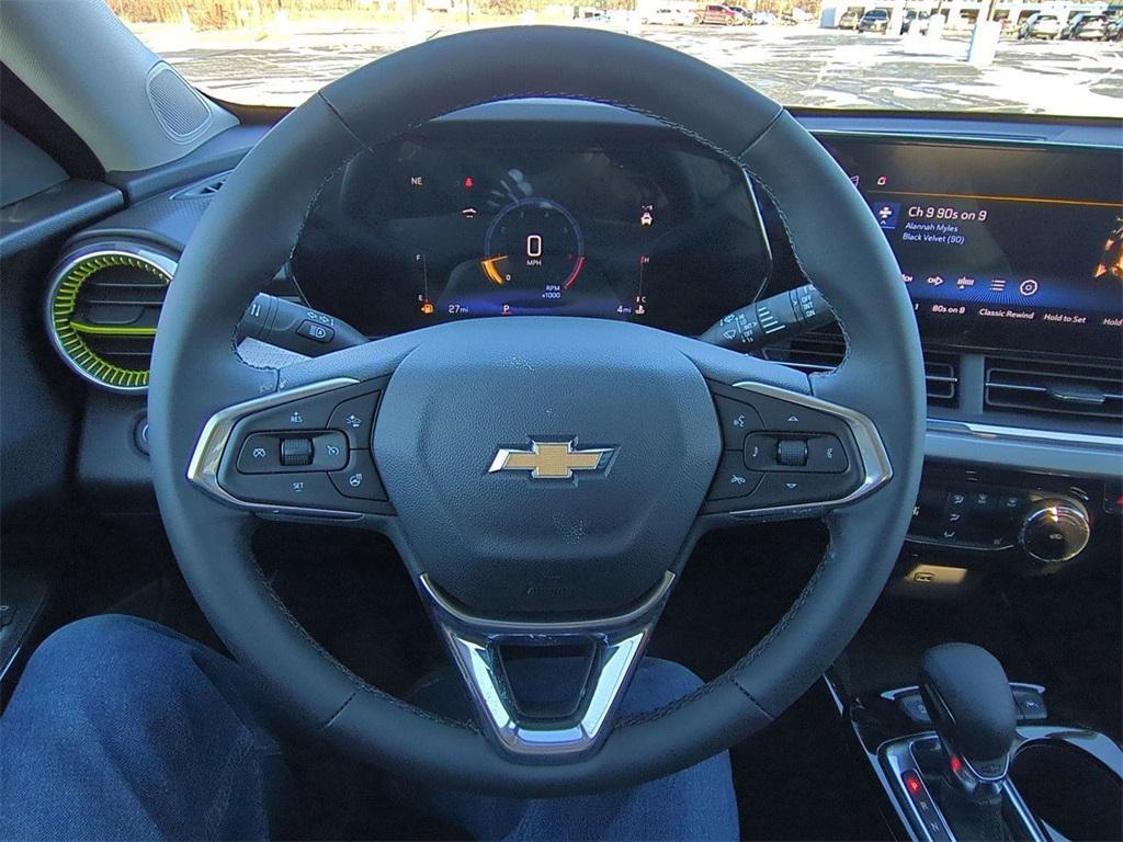 new 2025 Chevrolet Trax car, priced at $22,595