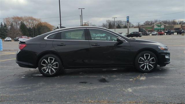 new 2024 Chevrolet Malibu car, priced at $22,145