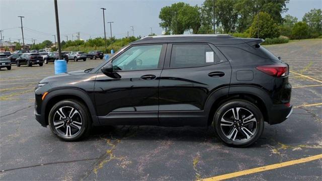 new 2025 Chevrolet TrailBlazer car, priced at $30,311