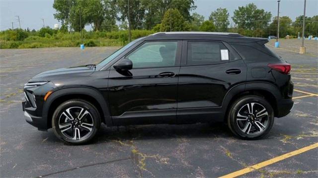 new 2025 Chevrolet TrailBlazer car, priced at $30,311