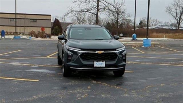 new 2025 Chevrolet Trax car, priced at $24,050