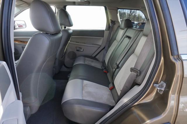 used 2009 Jeep Grand Cherokee car, priced at $6,285