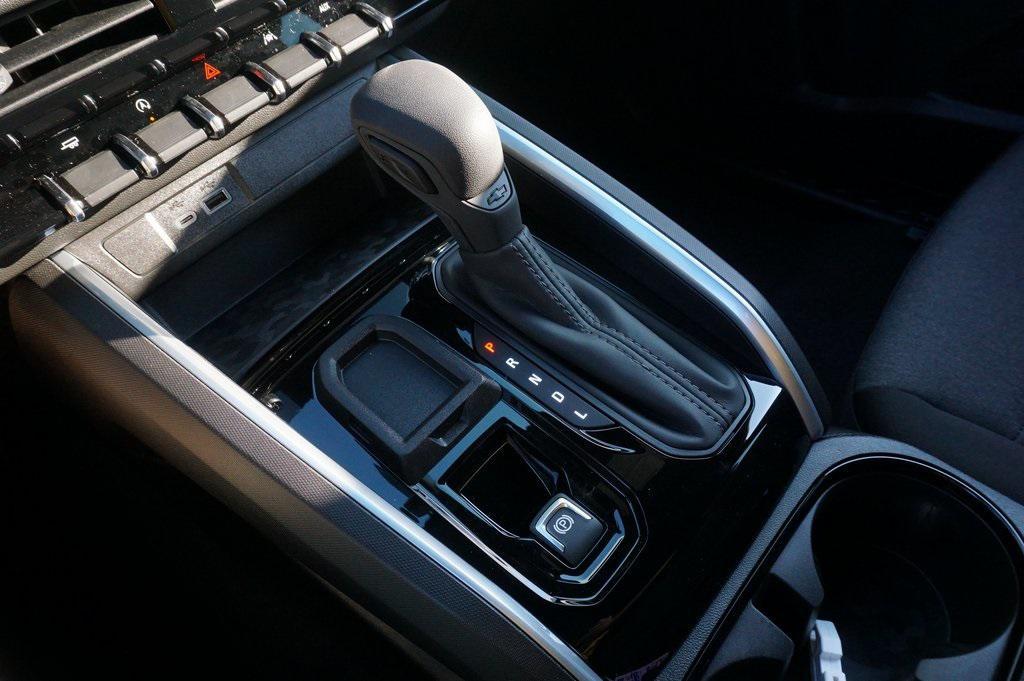 new 2026 Chevrolet Colorado car, priced at $33,955