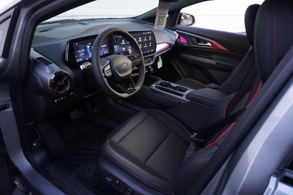new 2025 Chevrolet Equinox EV car, priced at $29,460