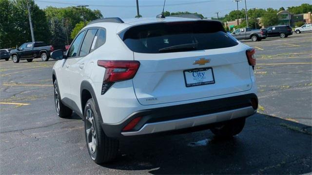 new 2024 Chevrolet Trax car, priced at $23,858