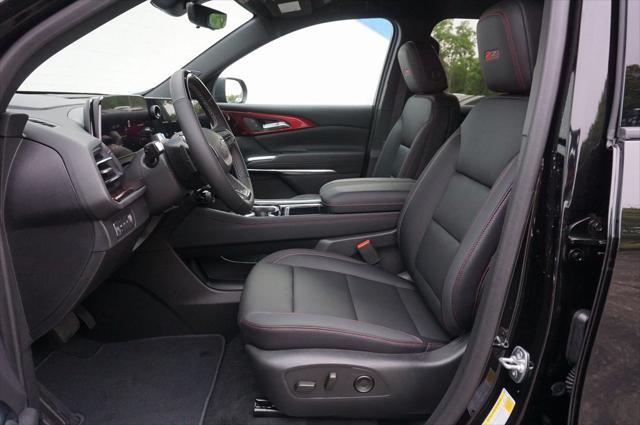 new 2025 Chevrolet Traverse car, priced at $52,305