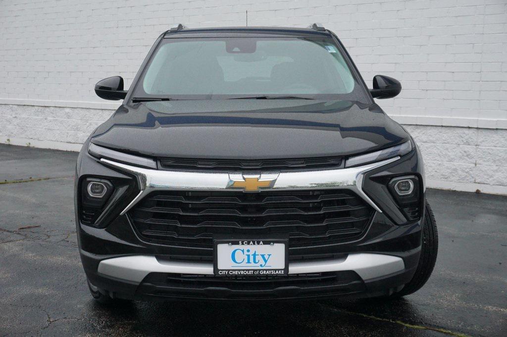 new 2025 Chevrolet TrailBlazer car, priced at $26,020