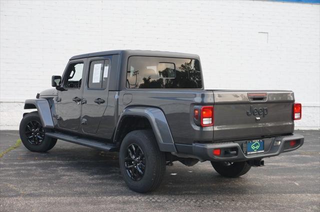 used 2022 Jeep Gladiator car, priced at $30,995