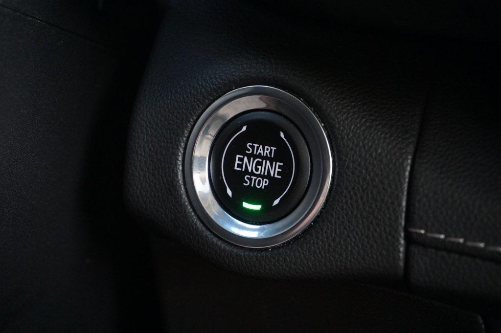 used 2022 Buick Envision car, priced at $18,995