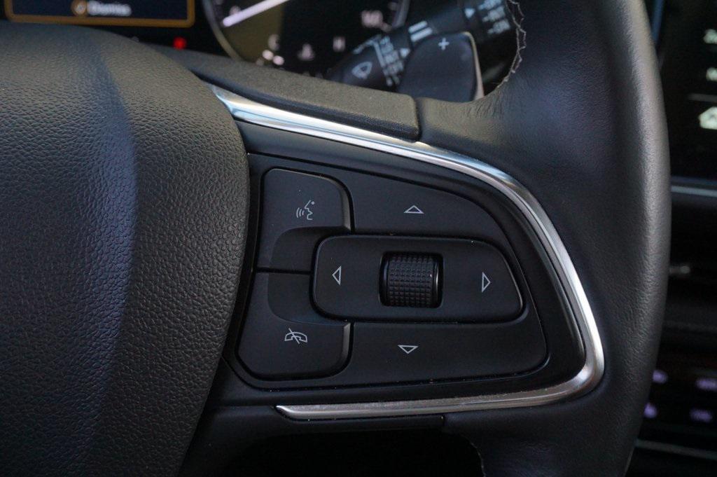 used 2022 Buick Envision car, priced at $18,995