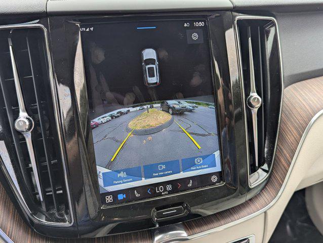 used 2022 Volvo XC60 car, priced at $28,498