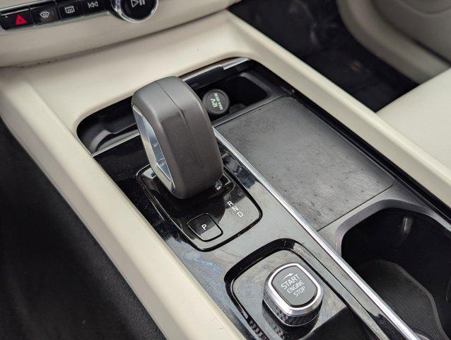 used 2022 Volvo XC60 car, priced at $28,498