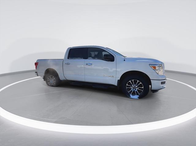 used 2021 Nissan Titan car, priced at $28,800