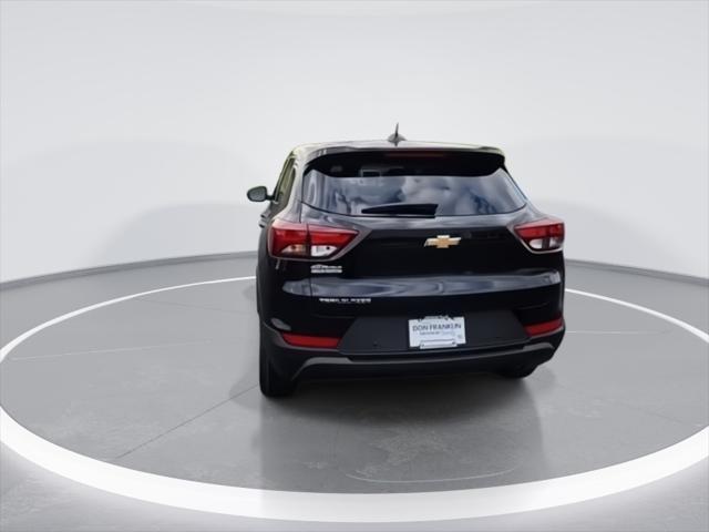 new 2025 Chevrolet TrailBlazer car, priced at $25,285