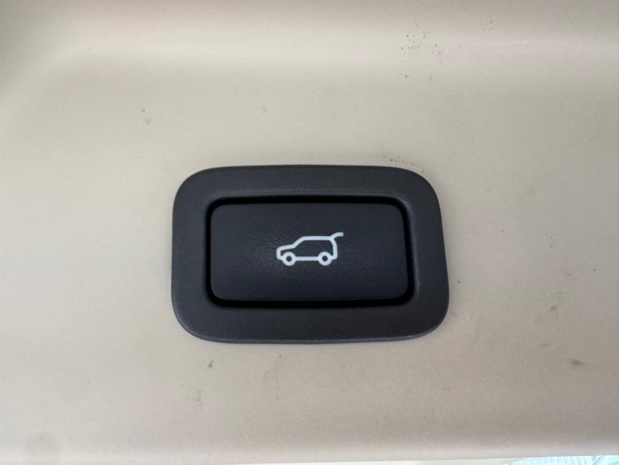 used 2015 Land Rover Range Rover car, priced at $17,999