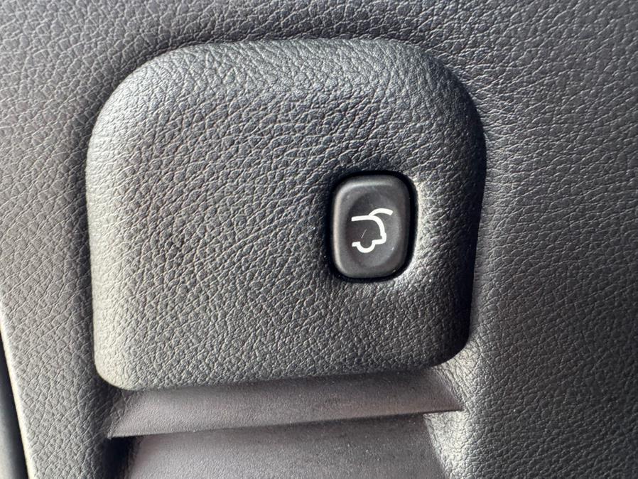 used 2018 Jeep Grand Cherokee car, priced at $17,999
