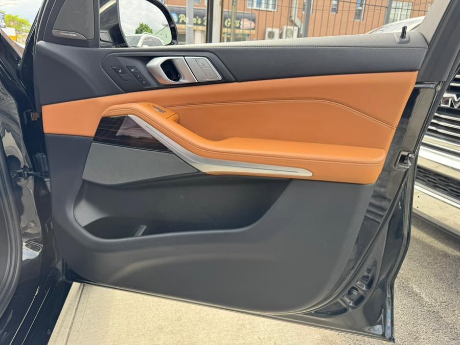 used 2021 BMW X7 car, priced at $34,999