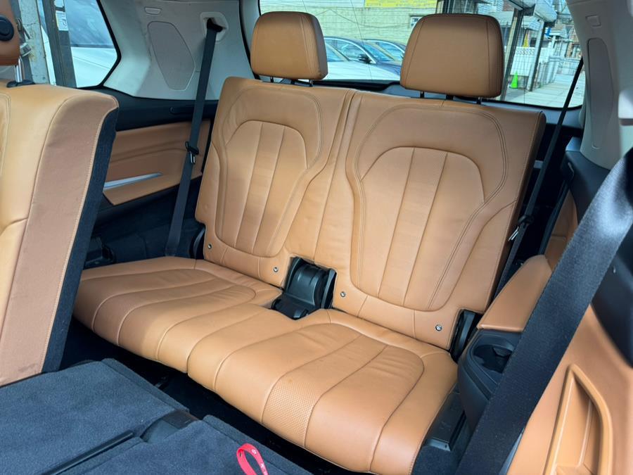 used 2021 BMW X7 car, priced at $34,999