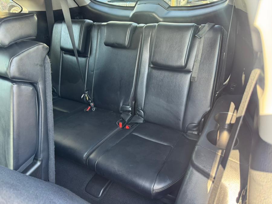 used 2019 Toyota Highlander car, priced at $24,999