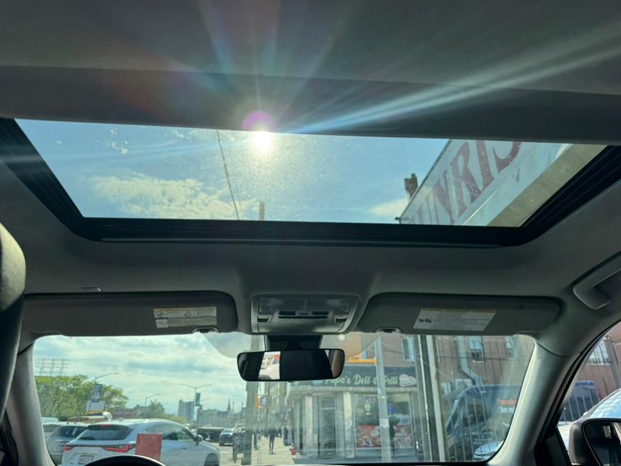 used 2019 Toyota Highlander car, priced at $24,999