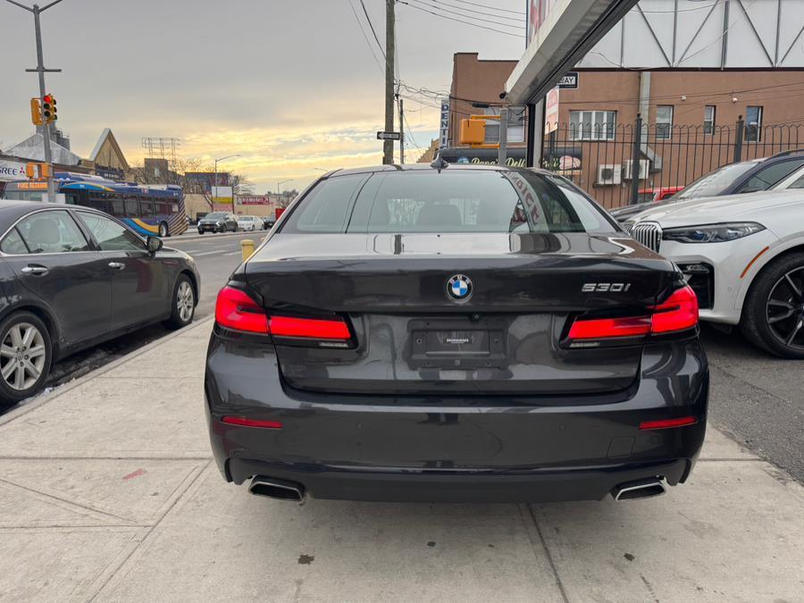 used 2022 BMW 530 car, priced at $27,999